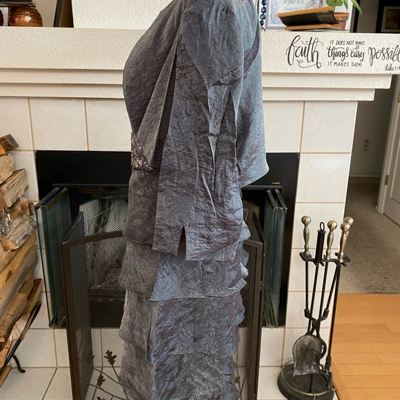 R&M Richards Elegant silver metallic w/stones 2piece dress crop jacket, Size 12 - Picture 7 of 9